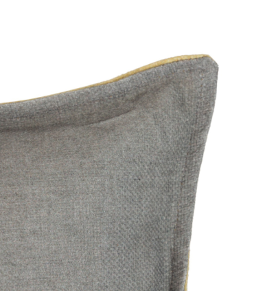 COJIN LINO AMARILLO GRIS 45X13X45CM