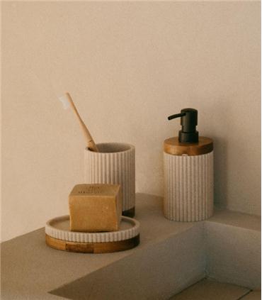 DISPENSADOR BG POLI/ACACIA